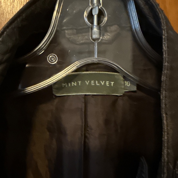 Brown leather jacket - Picture 6 of 6